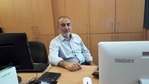 فاصله نرخ ارز در بازار آزاد و صرافی‌ها باعث ایجاد رانت می‌شود