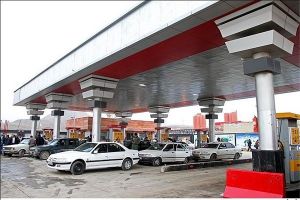 جایگاه‌هداران موظف به دریافت پول سوخت از طریق کارتخوان هستند