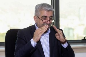 اردکانیان: سال آینده مشکلات زیادی در آب و تولید انرژی داریم