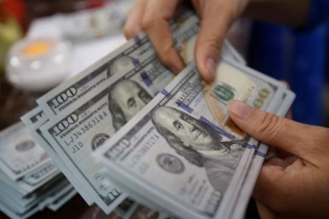 مقررات گمرکی ارز همراه مسافر