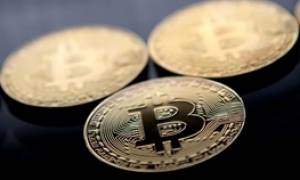 شما نظر بدهید/ آیا دولت باید شرایط خرید و فروش بیت‌کوین را فراهم کند؟