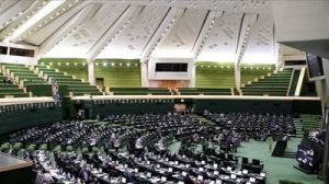 سوال ۵ محوری از رییس جمهور بلاتکلیف ماند