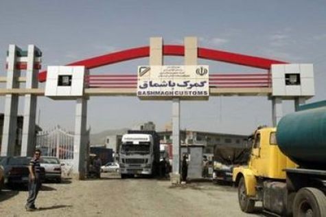 مردم معترض اقلیم کردستان دو گذرگاه خود با ایران را بستند
