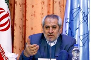 دولت‌آبادی: پرونده دادستان‌سابق در مورد زهرا کاظمی باز است/کشف‌حجاب جرم است و پلیس به وظیفه‌اش عمل می‌کند