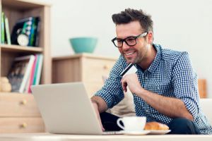 با ۱۰ میلیون تومان کجا سرمایه‌گذاری کنم؟
