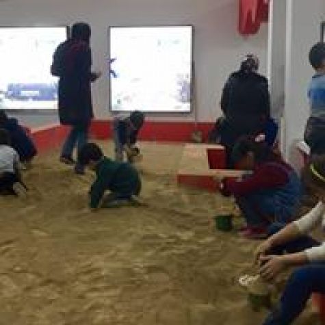 تجربه باستان‌شناسی برای کودکان در نمایشگاه گردشگری