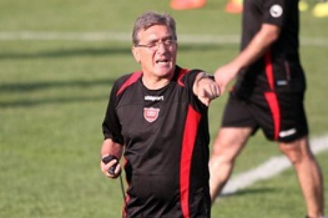 نگرانی هواداران پرسپولیس،هر روز بیشتر از دیروز/چرا برانکو تمدید نمی‌کند؟
