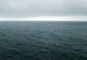 سانچی با پهلوی راست دریای شرقی آرام گرفته است