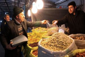 وقتی پسته گران می‌شود، تخمه هم عقب نمی‌ماند!